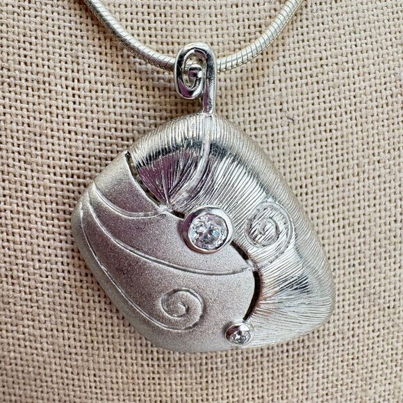 Sterling Silver 925 Freeform Scroll Design Pendant Necklace Size 17.5" Length - Picture 4 of 10